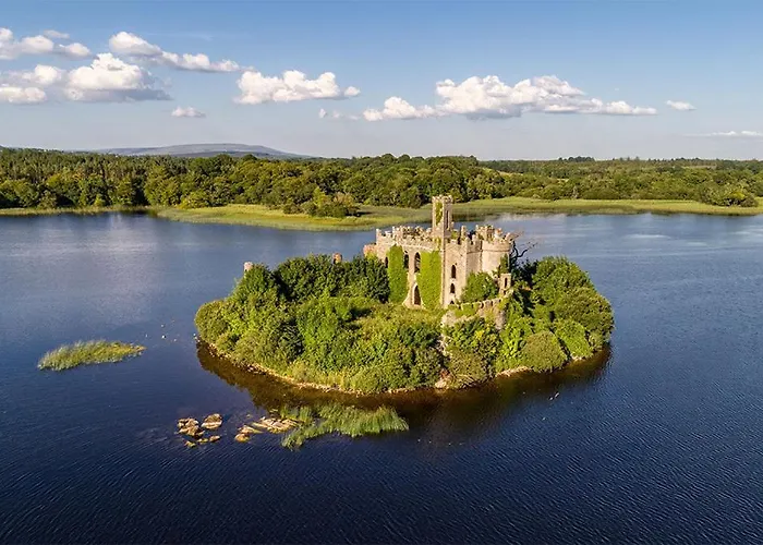 Paddy Mac's Self Catering Bar