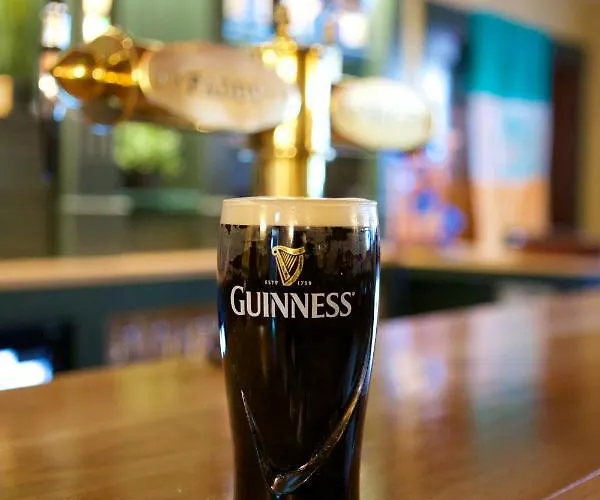 Ferienhaus Paddy Mac's Self Catering Bar *